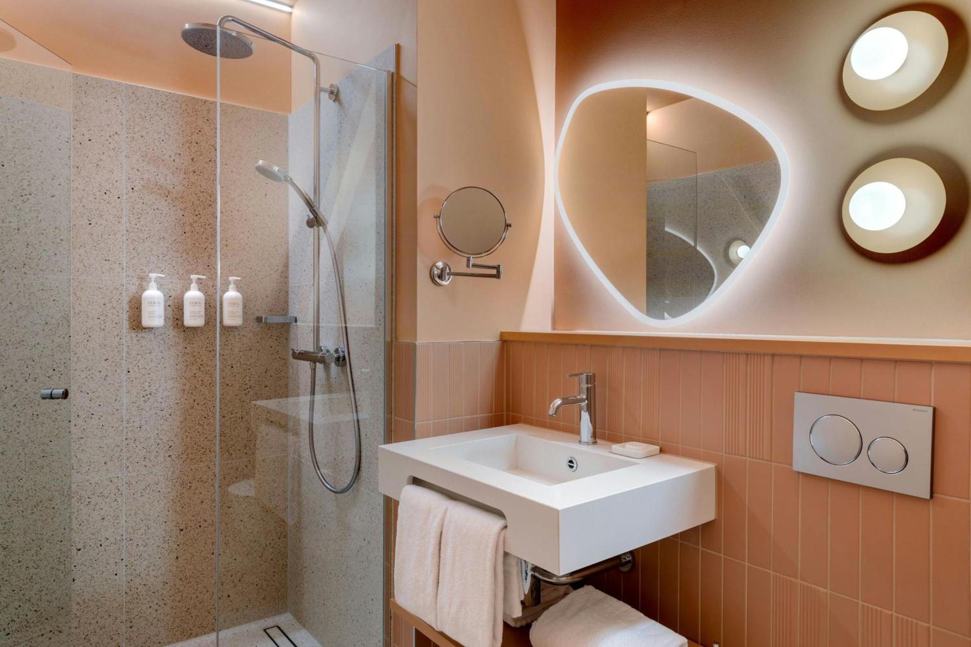 The Rebyl, Nijmegen, A Tribute Portfolio Hotel エクステリア 写真